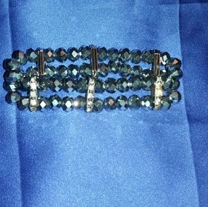 Beautiful glam add to your collection!(New w/o tag